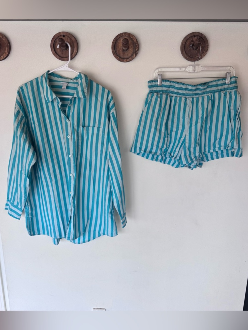 a new day green Striped button up shirt and shorts Set size XL